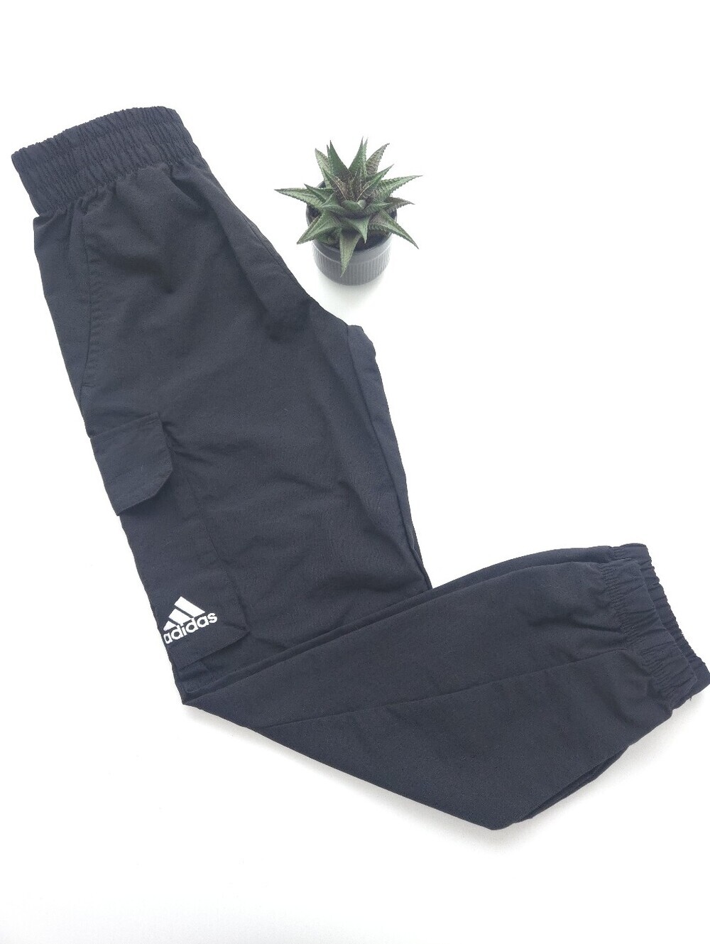 Adidas Youth Nylon Track Pants size S (8)